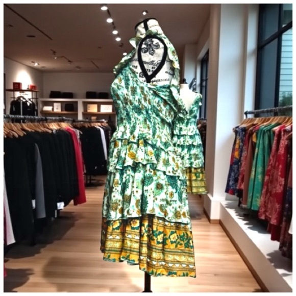 Scandal Italy Women’s Calypso Dress. Large - Picture 6 of 11